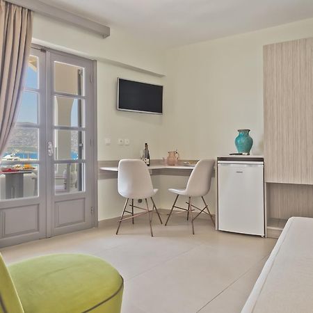 Nereus Luxurious Suites Kárpathos Eksteriør bilde