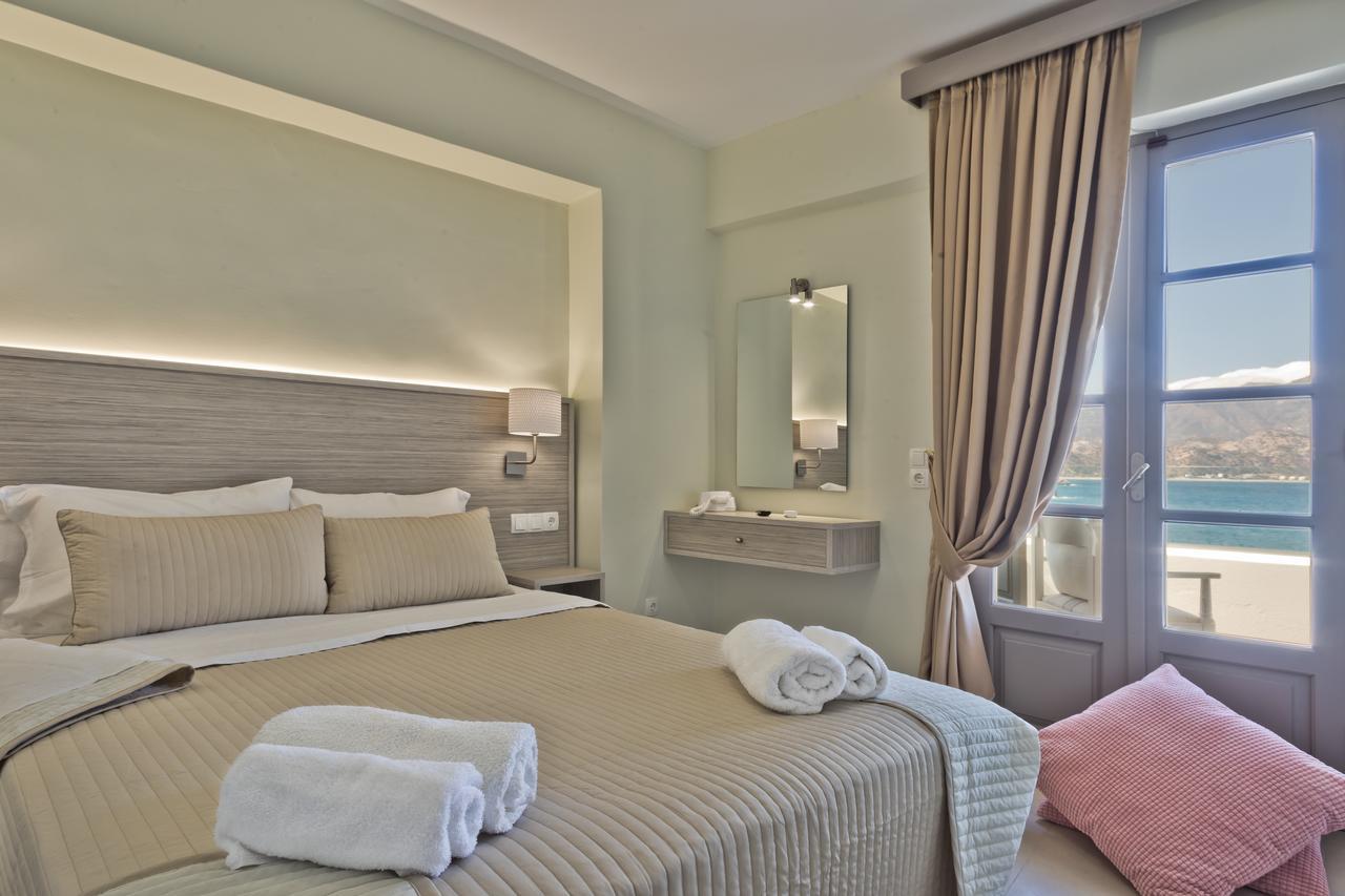 Nereus Luxurious Suites Kárpathos Eksteriør bilde